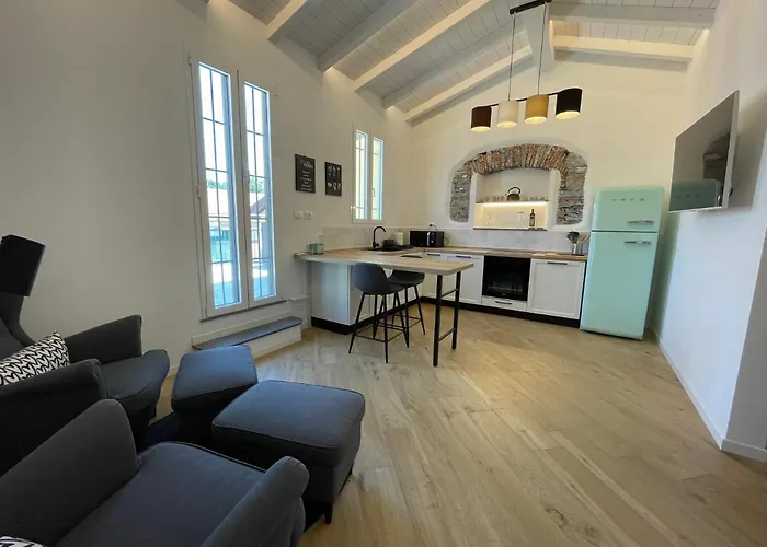 Sun Luxury In Centro Storico 基亚瓦里